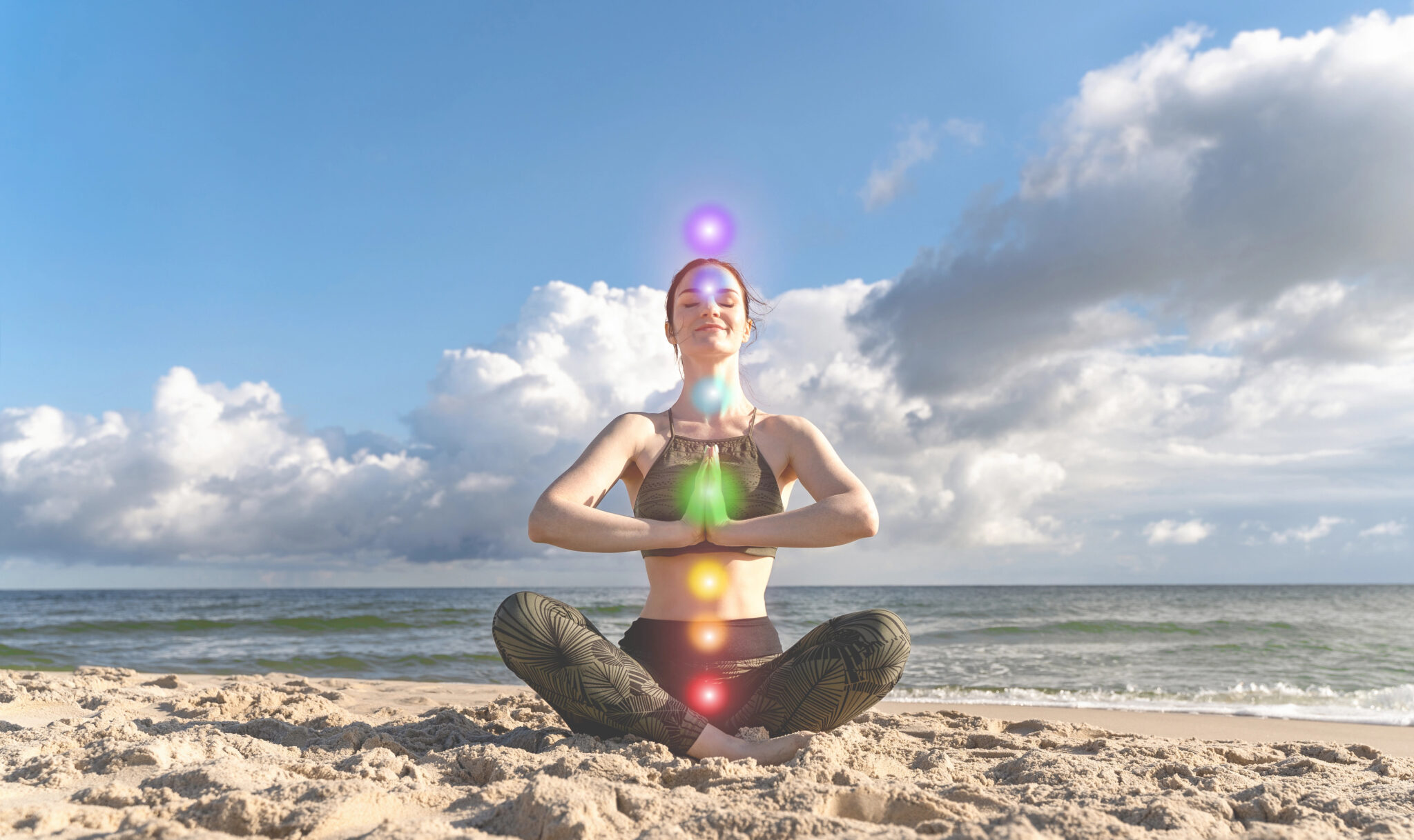 Yoga y Autoconocimiento: El Viaje Interior Hacia Ti Mismo